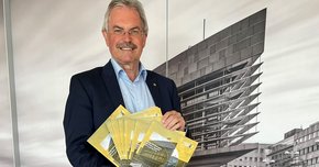 Foto englischsprachige Info-Broschüre